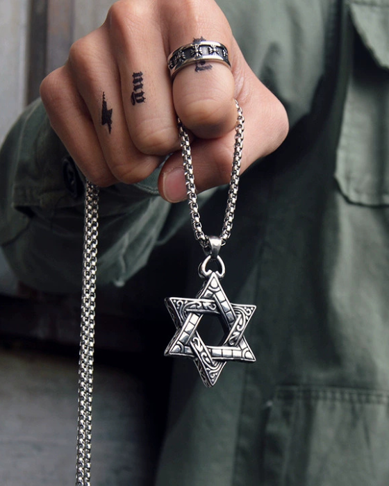TitanCore Pendant Necklace – Overlapping Hexagram | Titanium Steel Chain