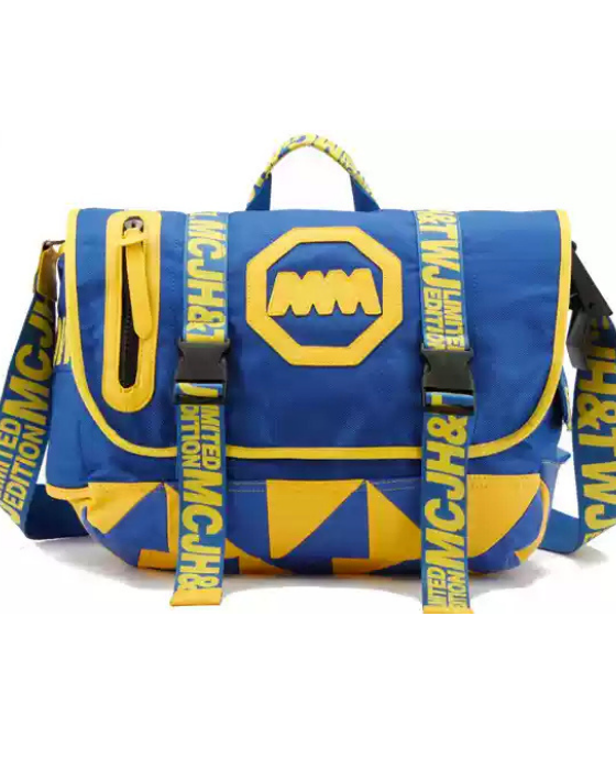 UrbanMotion Oxford Messenger Crossbody